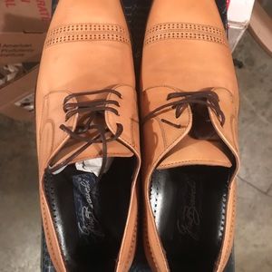 Brand new Oxford men shoes made in Portugal.